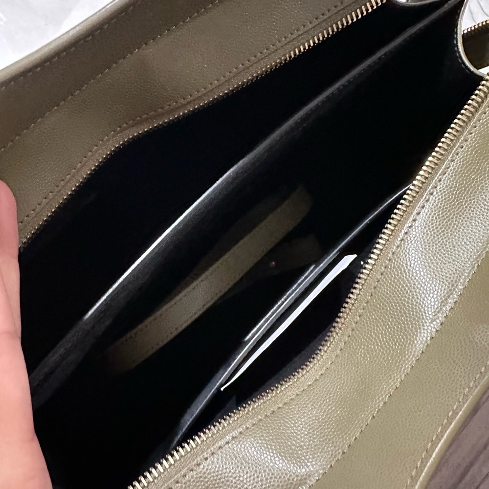 NWT SAINT LAURENT GRAIN DE POUDRE MEDIUM UPTOWN TOTE IN VERT KHAKI - Picture 7 of 8